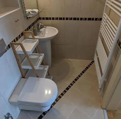 Downtown Fiume, Underground Garage Within The Apartamento *