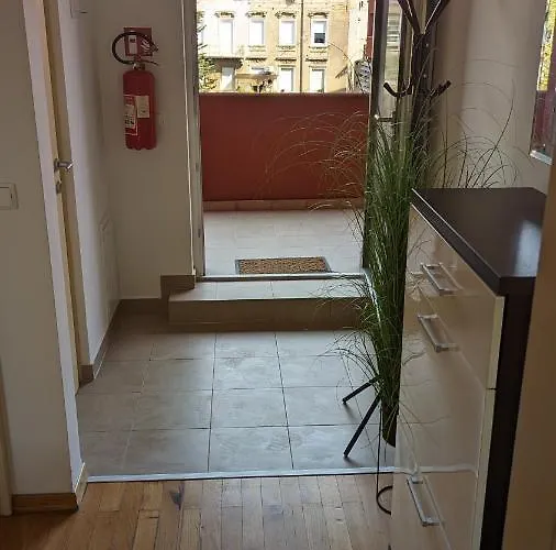 Downtown Fiume, Underground Garage Within The Apartamento Rijeka